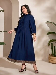 Mulvari Vestido con cinta en contraste con lentejuelas ribete con botón delantero - Azul Marino - Ver 1
