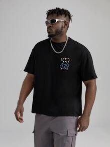 Manfinity Men Plus Bear & Letter Graphic Tee - Black - View 4