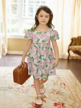 小女童滿版印花泡泡袖娃娃裙