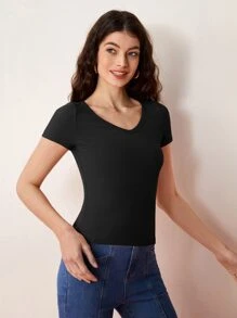 SHEIN BASICS V 領羅紋針織純色 T 卹 - 黑色 - 查看 4