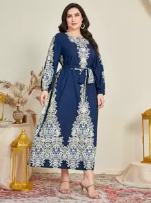 Al Najma Plus Baroque Print Belted Dress - Navy Blue - View 4