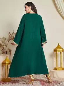 Al Najma 大碼蕾絲拼接直筒連衣裙 - 綠色 - 查看 2