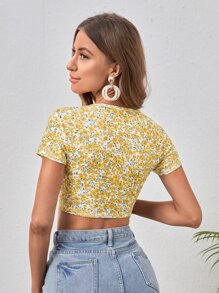 SHEIN VCAY Ditsy Floral Print Button Front Crop Tee - Multicolor - View 2