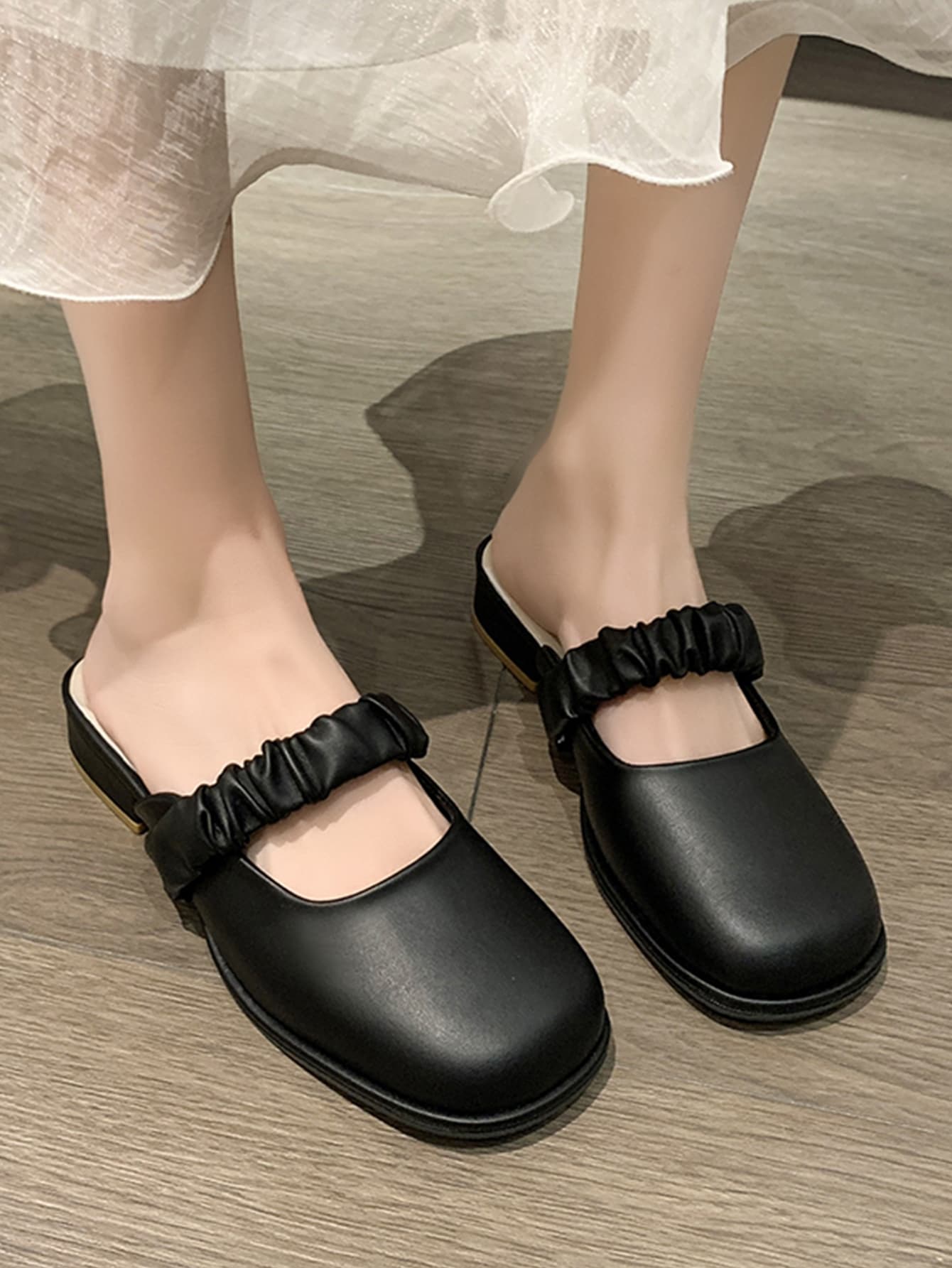 Women Ruched Design Square Toe Flats, Elegant Black Mule Flats | SHEIN USA
