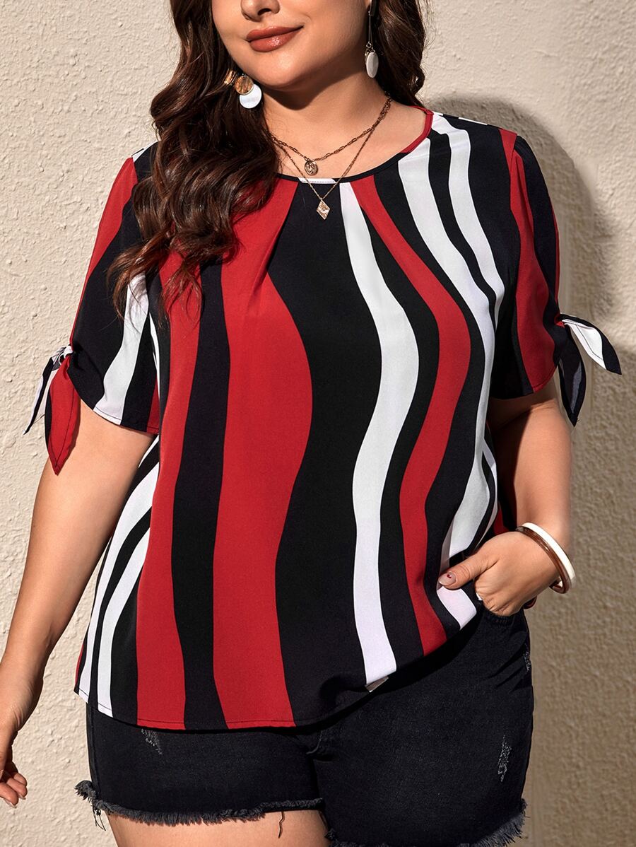 SHEIN CURVE+ Kích thước lớn Giải trí Sọc Và In Hoa Viền bất đối xứng Tay áo Áo sơ mi - Đỏ - Xem 1