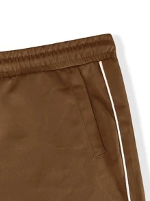 Manfinity Hypemode Men Letter Graphic Contrast Piping Trousers - Coffee Brown - View 6