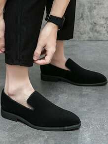 Men British Style Pointed Toe Slip-On Leather Shoes Simple Solid Color