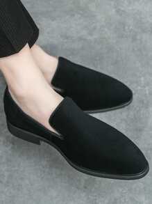 Men British Style Pointed Toe Slip-On Leather Shoes Simple Solid Color
