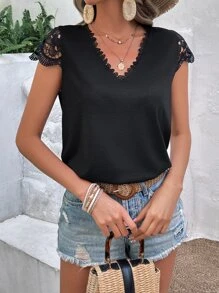 SHEIN Frenchy 拼接水溶蕾絲T恤 - 黑色 - 查看 3