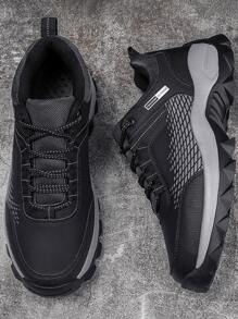 男士繫帶字母圖案運動戶外登山鞋