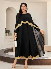 Al Najma 蕾絲拼接長袍連衣裙 - 黑色 - 查看 1