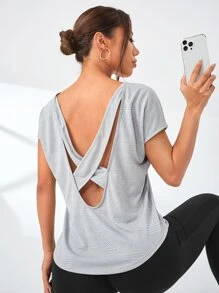Yoga Basic Criss Cross Backless Batwing Sleeve Sports Tee - Grey - View 1