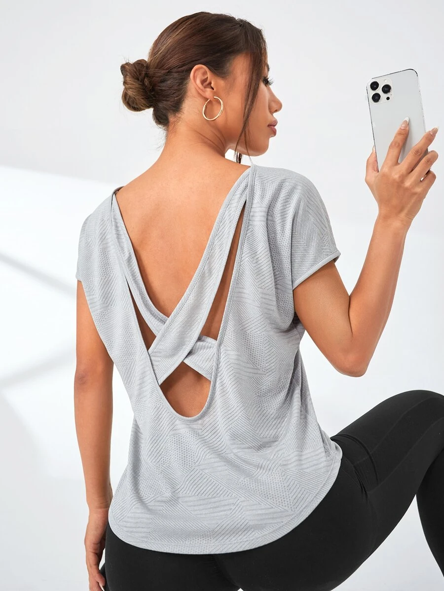 Yoga Basic Criss Cross Backless Batwing Sleeve Sports Tee - Grey - View 1