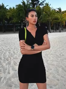 DAZY 纯色扭纹后背紧身连衣裙，太阳裙，迷你裙，休闲女装 - 黑色 - 查看 7