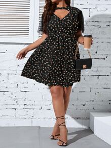 SHEIN Clasi Plus Ditsy Floral Print Contrast Mesh Butterfly Sleeve Dress - Multicolor - View 3
