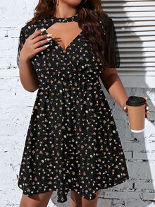 SHEIN Clasi Plus Ditsy Floral Print Contrast Mesh Butterfly Sleeve Dress - Multicolor - View 5
