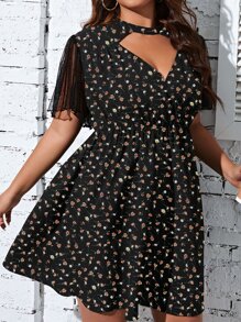 SHEIN Clasi Plus Ditsy Floral Print Contrast Mesh Butterfly Sleeve Dress - Multicolor - View 6