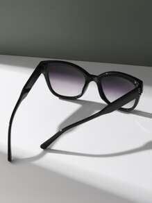 复古超大方形黑色塑料太阳镜，渐变镜片 - 女士经典时尚眼镜，夏季旅行和驾驶防紫外线 - 黑色 - 查看 4
