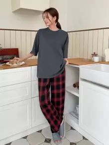 DAZY 纯色落肩睡衣T恤和格子印花睡裤 - 彩色 - 查看 6