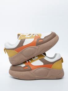 女式字母貼片裝飾繫帶拼色運動鞋運動型戶外滑板鞋