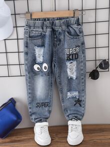 小男童卡通和字母圖案破洞牛仔褲