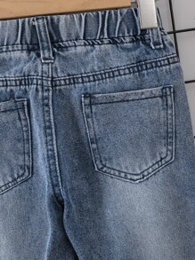 小男童卡通和字母圖案破洞牛仔褲