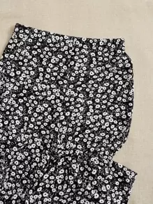 SHEIN EZwear Bộ đồ hai mảnh nữ Họa tiết hoa Giải trí - Đen và trắng - Xem 5