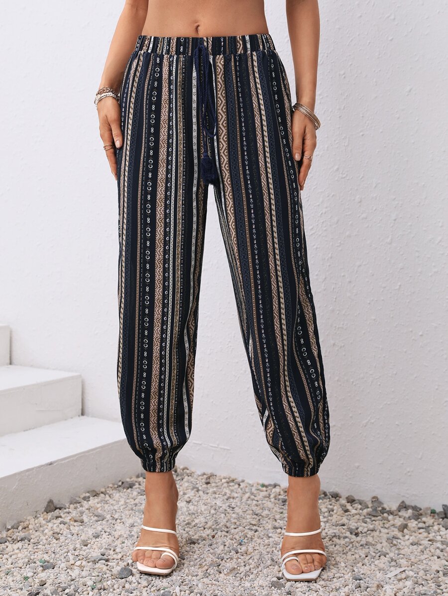 SHEIN VCAY Geo Print Tie Front Carrot Trousers - Multicolor - View 1