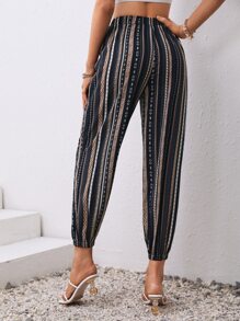 SHEIN VCAY Geo Print Tie Front Carrot Trousers - Multicolor - View 2