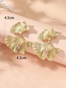 Ginkgo Biloba Design Stud Earrings - Yellow Gold - View 3