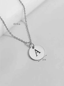 Collar con diseño de letra colgante de redondo - Plateado - Ver 4