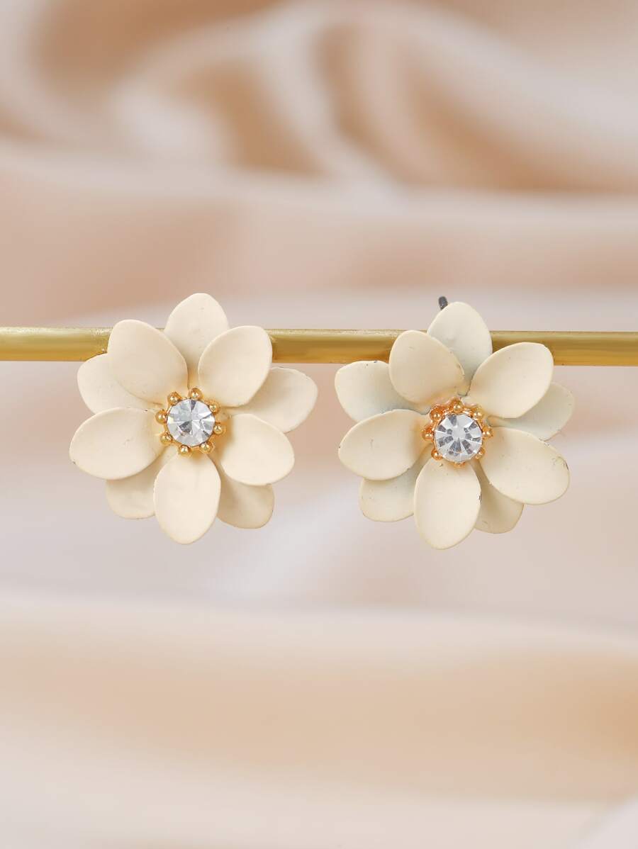 Rhinestone Decor Flower Stud Earrings - Beige - View 1
