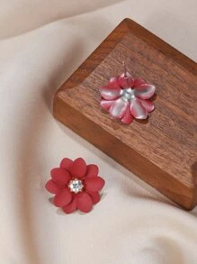 水鑽裝飾花耳釘 - 紅色 - 查看 2