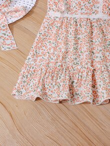 SHEIN Toddler Girls Ditsy Floral Print Ruffle Trim Dress With Hat