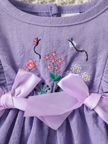 SHEIN 新生兒花卉刺繡荷葉邊前蝴蝶結連衣裙帶配件髮箍 - 紫色 - 查看 4