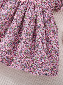 SHEIN 嬰兒碎花彼得潘領泡泡袖連衣裙 - 彩色 - 查看 4