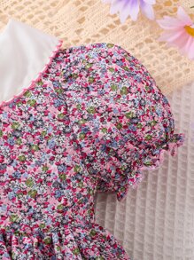 SHEIN 嬰兒碎花彼得潘領泡泡袖連衣裙 - 彩色 - 查看 5