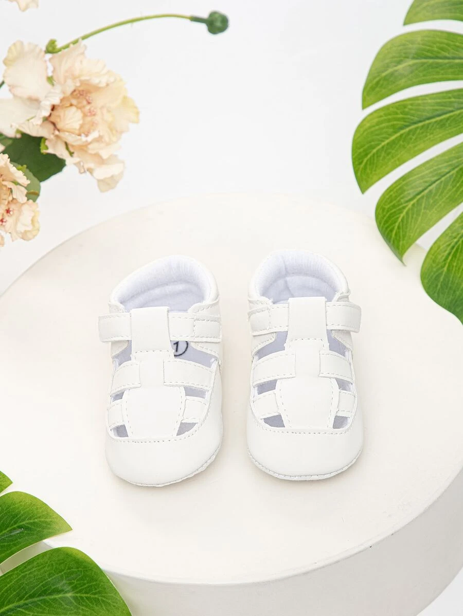 Fashionable Ankle Strap Flats For Baby, Cut Out Design Outdoor Flats - White - View 1