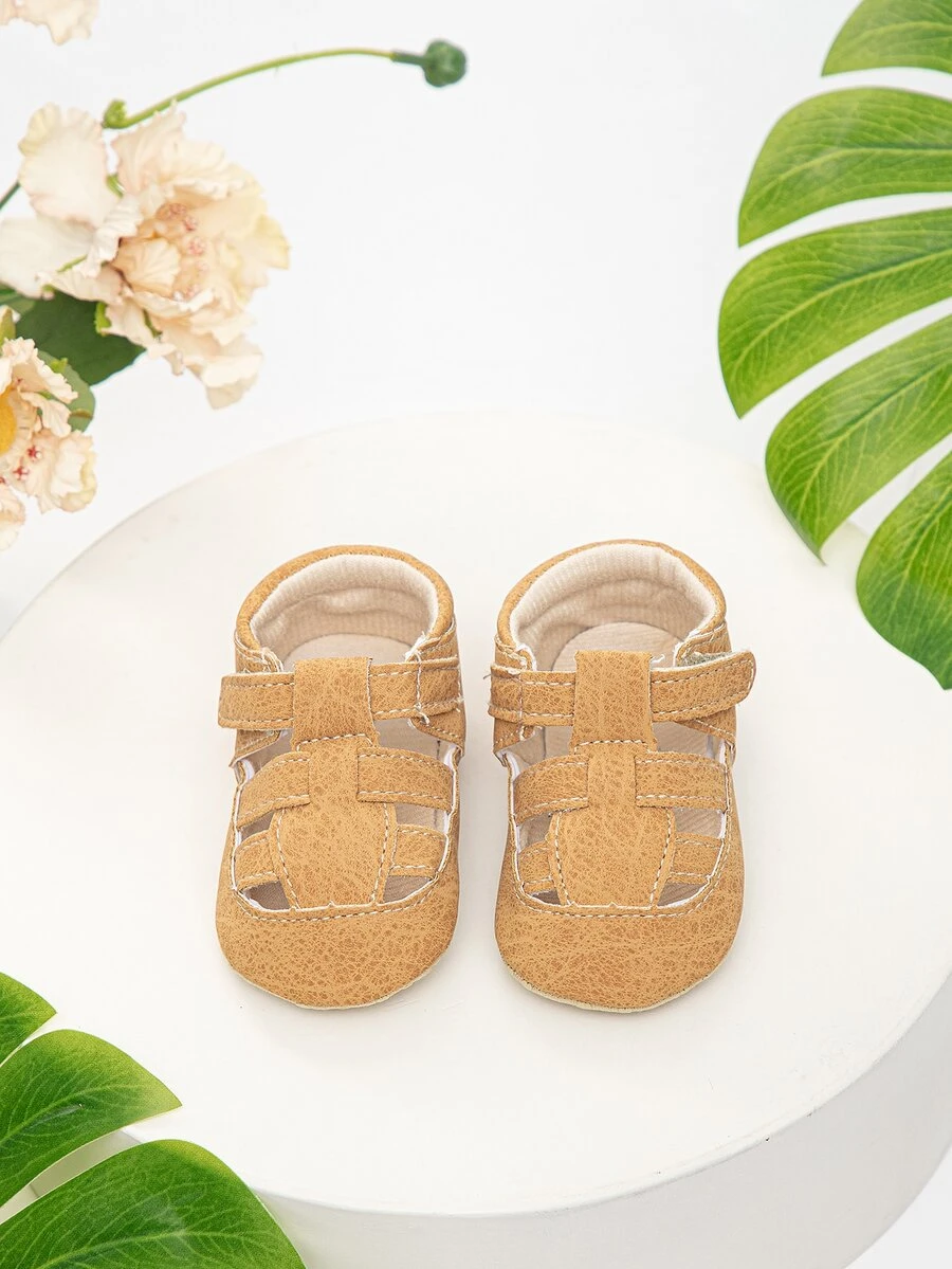 Sporty Skate Shoes For Boys, Hook-and-loop Fastener Strap Sneakers - Mustard Yellow - View 1