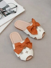 Girls Cut Out Bow Decor Two Tone Slides, Preppy Slippers - Beige - View 3