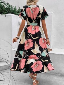 SHEIN VCAY Vestido cruzado con estampado floral bajo con fruncido