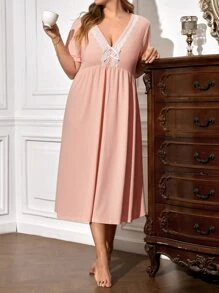 Plus Contrast Lace Bow Front Nightdress - Baby Pink - View 4