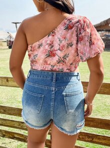 SHEIN Holidaya Plus Floral Print One Shoulder Puff Sleeve Crop Top - Pink - View 2