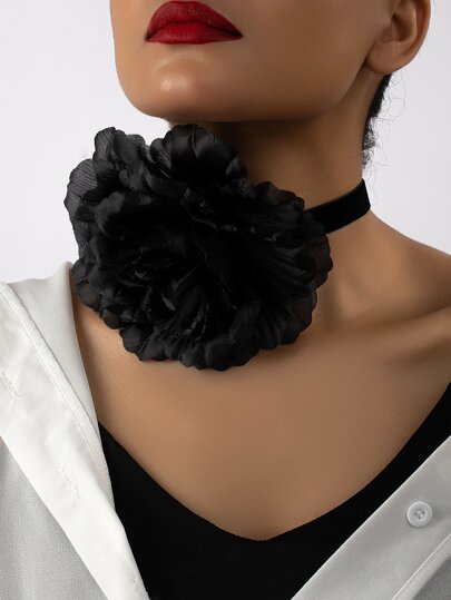 طوق عنق للسيدات قابل للتعديل مزين بزهرة كبيرة مزيفة وشريط مخمل أزهار، مناسب لارتداء في أعياد الأم وعيد الحب ومناسبات المهرجانات