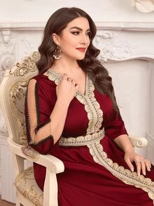 Al Najma Burgundy Red Plus Contrast Guipure Lace Belted Dress - Burgundy - View 4