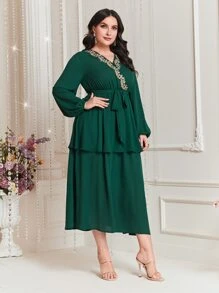 Modelyn 大碼貼花燈籠袖繫腰帶連衣裙 - 墨綠色 - 查看 2