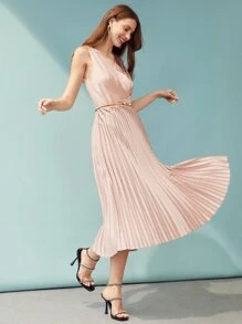 MOTF PREMIUM FLOWY PLEATED DRESS WITHOUT BELT