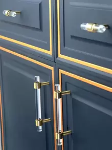 1 件現代簡約壓克力桿和黃銅吧櫃把手,適用於櫥櫃、衣櫃、酒櫃、抽屜等。 - 金色 - 查看 5