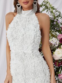 素色花卉貼花掛脖連衣裙