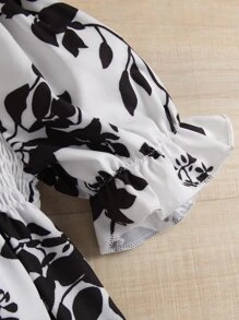 SHEIN 小女童印花泡泡袖花邊下擺上衣和喇叭褲 - 黑與白 - 查看 6